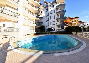 Просторный пентхаус планировкой 4+1 в районе Оба