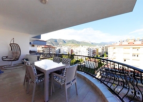 Просторный пентхаус планировкой 4+1 в районе Оба