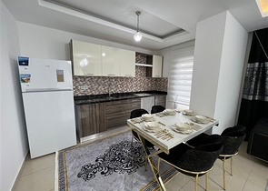 Трехкомнатная квартира в 450 м от моря 