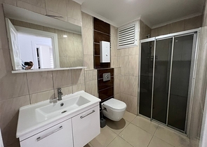 Трехкомнатная квартира в 450 м от моря 