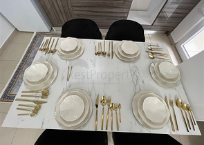 Трехкомнатная квартира в 450 м от моря 