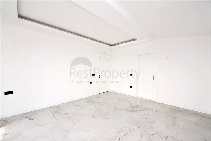 Квартира 3+1 в новом комплексе с видом на море и крепость Алании