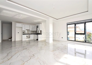 Квартира 3+1 в новом комплексе с видом на море и крепость Алании