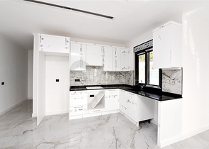 Квартира 3+1 в новом комплексе с видом на море и крепость Алании