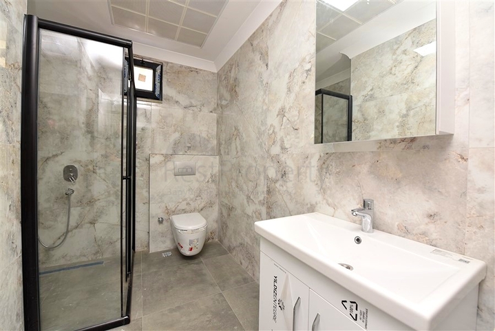 Трехкомнатная квартира с шикарным панорамным видом на море