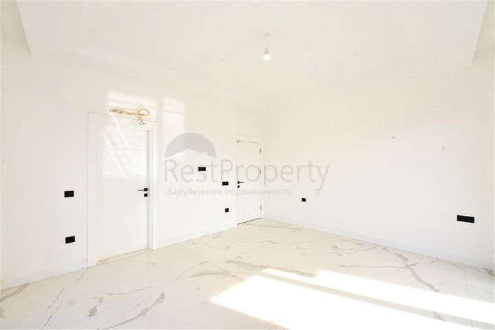 Трехкомнатная квартира с шикарным панорамным видом на море