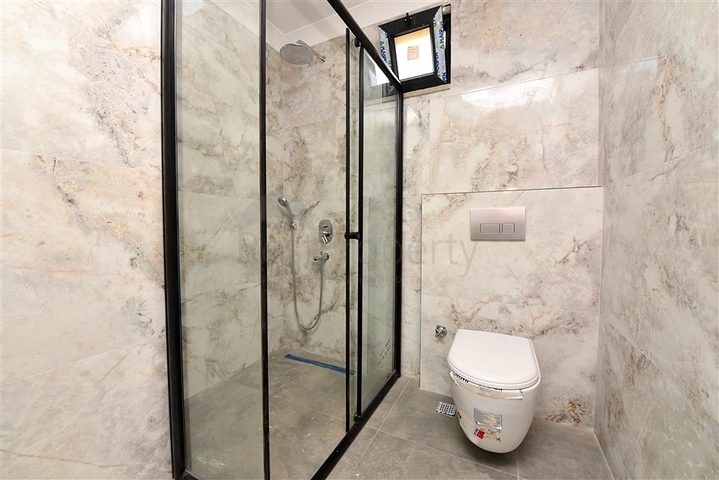 Трехкомнатная квартира с шикарным панорамным видом на море