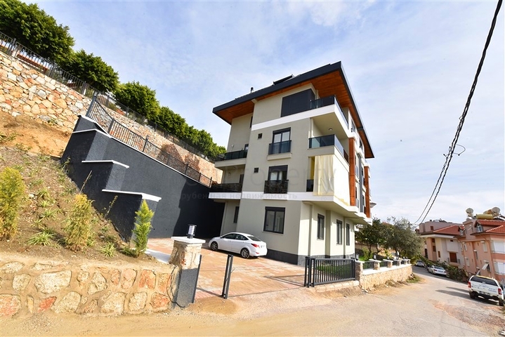 Трехкомнатная квартира с шикарным панорамным видом на море