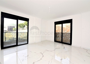 Трехкомнатная квартира с шикарным панорамным видом на море