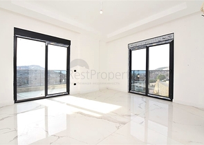 Трехкомнатная квартира с шикарным панорамным видом на море