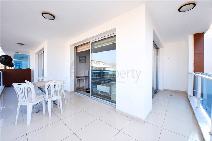 Большие апартаменты 1+1 в современном комплексе в районе Кестель