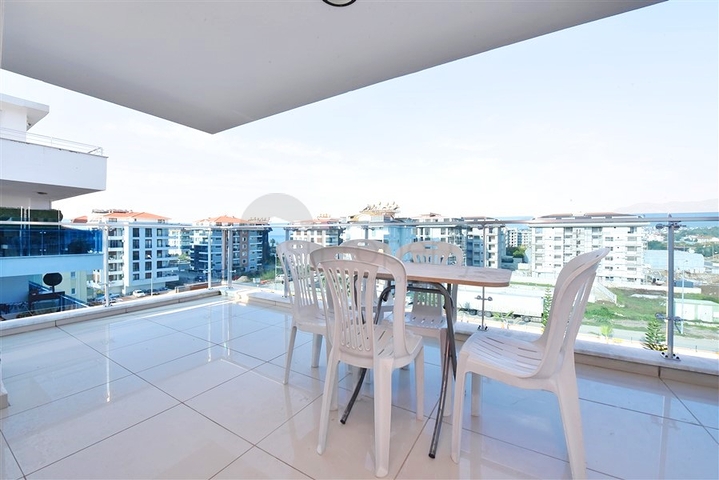 Большие апартаменты 1+1 в современном комплексе в районе Кестель