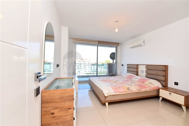 Большие апартаменты 1+1 в современном комплексе в районе Кестель