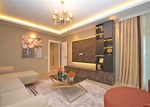 Просторный пентхаус 5+1 в живописном месте и шаговой доступности к морю