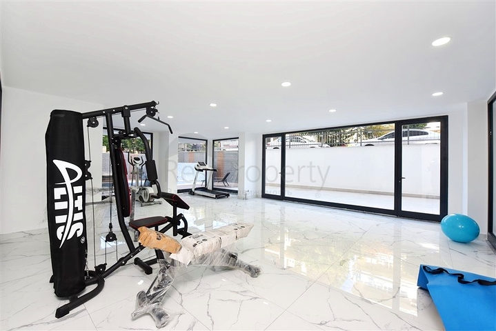 Двухкомнатная квартира в 300 м от моря в центре Алании