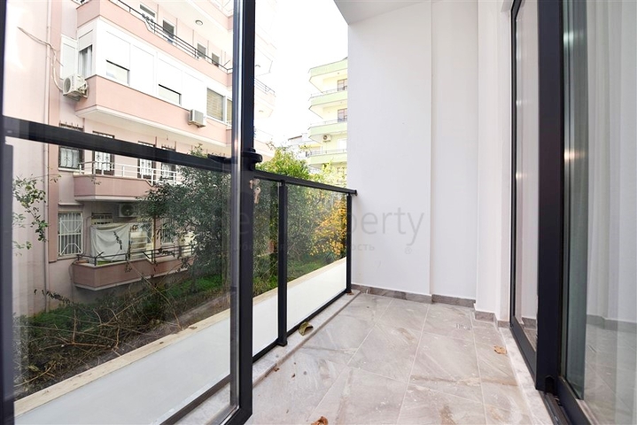 Двухкомнатная квартира в 300 м от моря в центре Алании