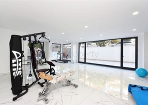 Двухкомнатная квартира в 300 м от моря в центре Алании