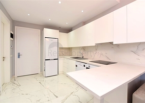 Двухкомнатная квартира в 300 м от моря в центре Алании