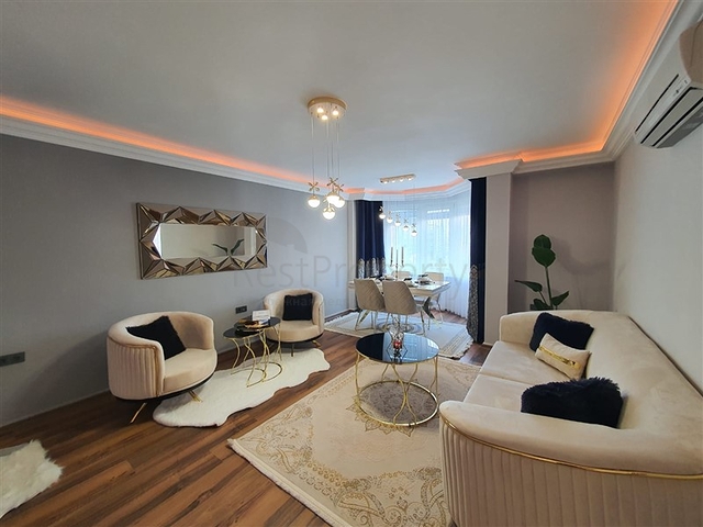 Большая квартира в комплексе с отельной инфраструктурой в центральном районе Джикджилли.