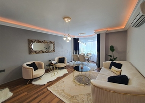 Большая квартира в комплексе с отельной инфраструктурой в центральном районе Джикджилли.