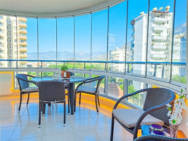 Просторная квартира 2+1 с большой террасой 