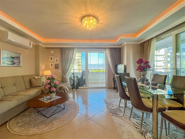 Просторная квартира 2+1 с большой террасой 