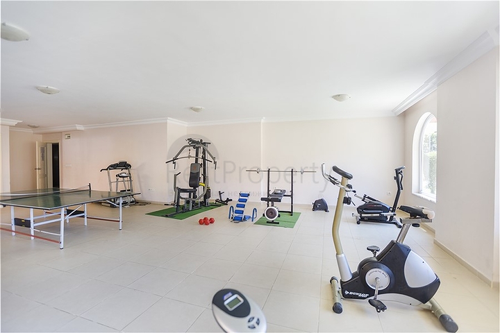 Пентхаус 3+1 с видом на море в районе Махмутлар