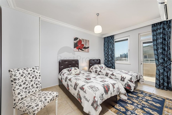 Пентхаус 4+1 в районе Тосмур