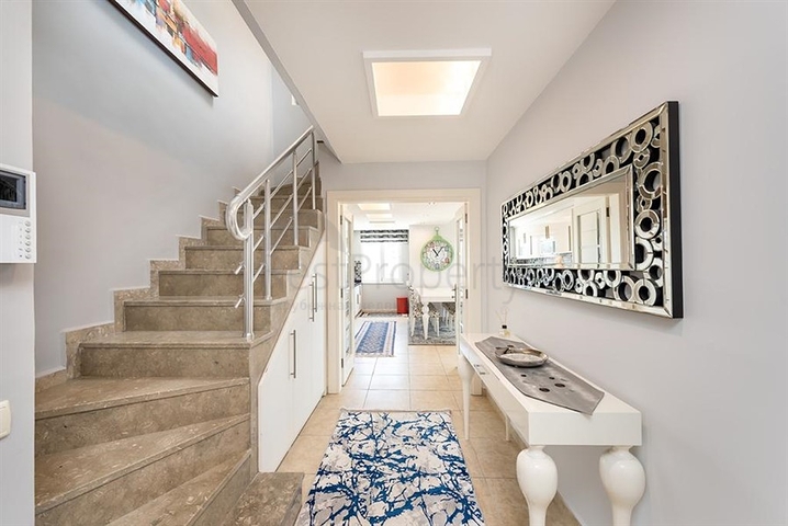 Пентхаус 4+1 в районе Тосмур