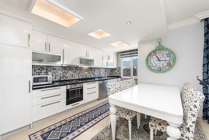 Пентхаус 4+1 в районе Тосмур