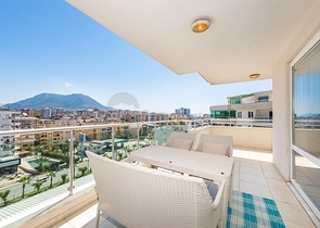 Пентхаус 4+1 в районе Тосмур