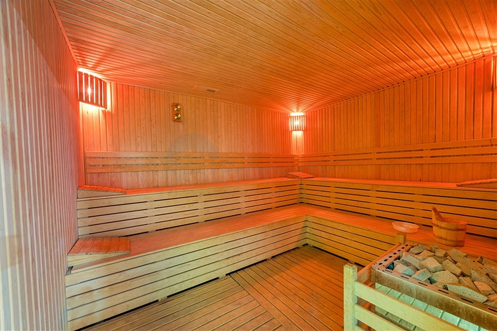 Пентхаус с видом на горы в Кестеле