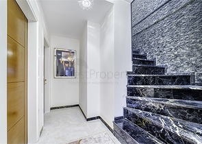 Пентхаус с видом на горы в Кестеле