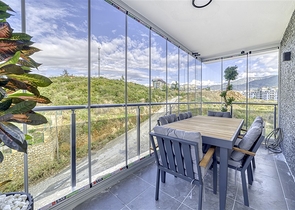 Пентхаус с видом на горы в Кестеле