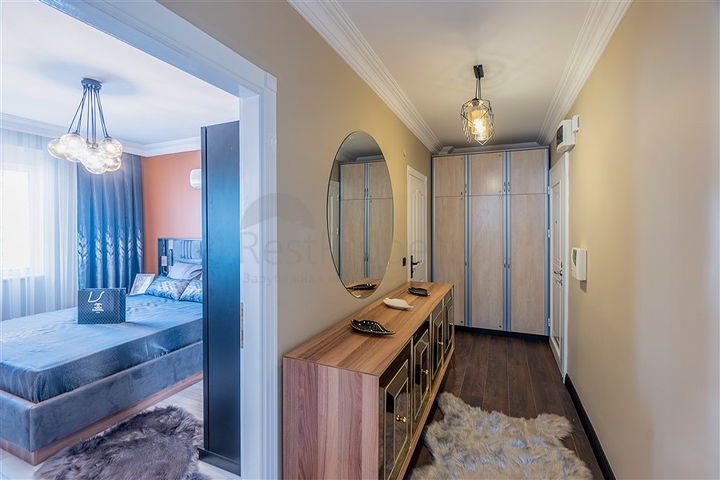 Трехкомнатная квартира в районе Джикджилли