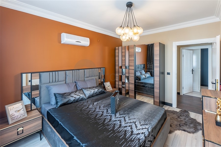 Трехкомнатная квартира в районе Джикджилли