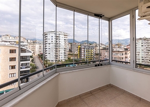 Трехкомнатная квартира в районе Джикджилли