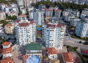 Трехкомнатная квартира в районе Джикджилли