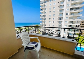 Квартира планировкой 3+1 с безупречным видом на Средиземное море