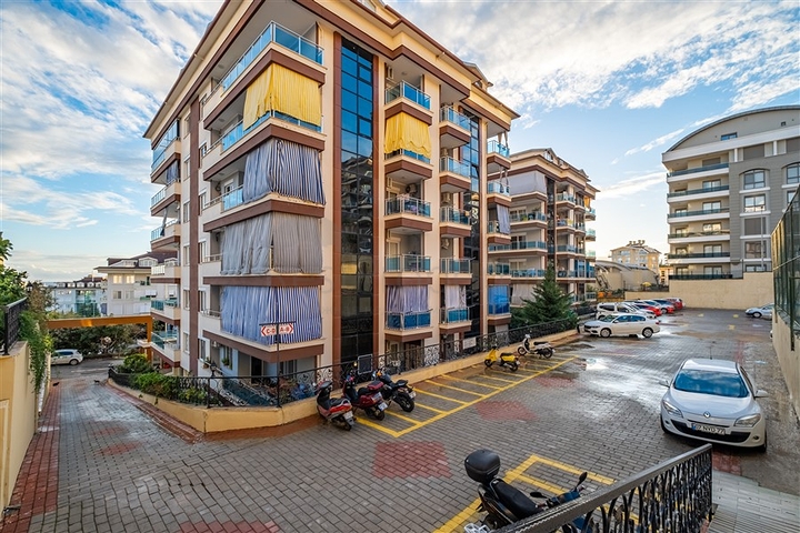 Большой пентхаус от собственника планировкой 4+1 в районе Джикджилли