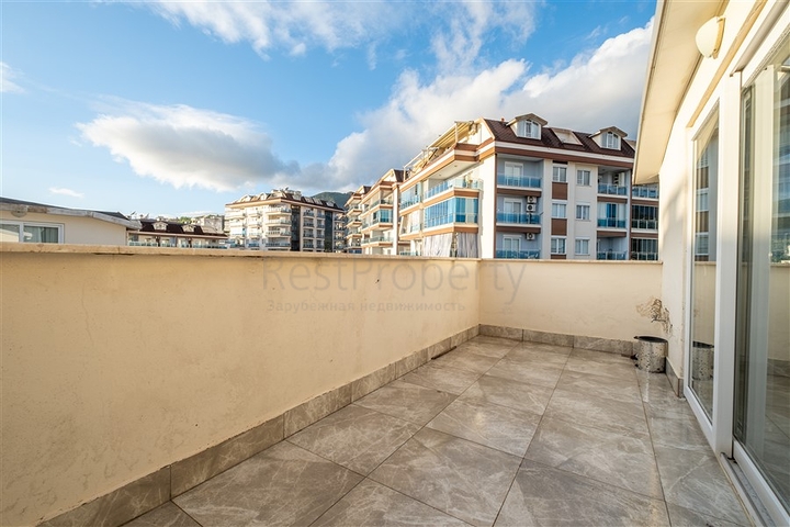 Большой пентхаус от собственника планировкой 4+1 в районе Джикджилли