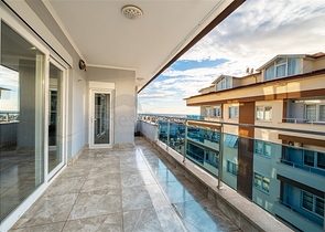 Большой пентхаус от собственника планировкой 4+1 в районе Джикджилли