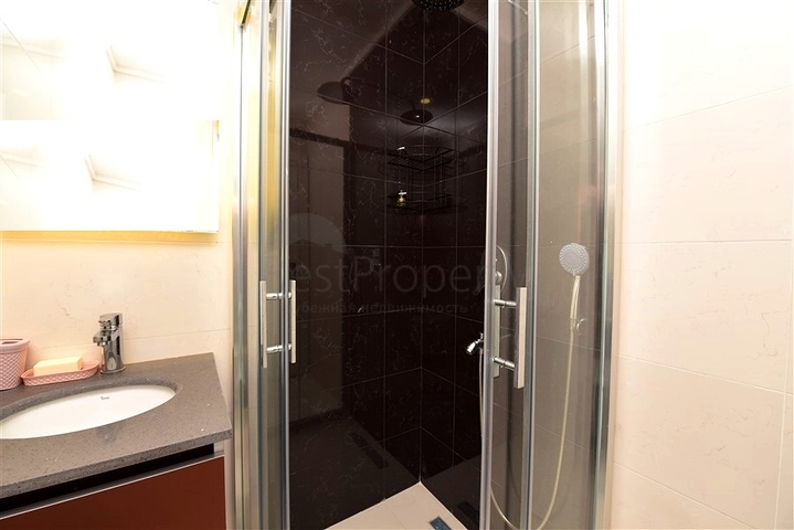 Просторная квартира 3+1 с отдельной кухней