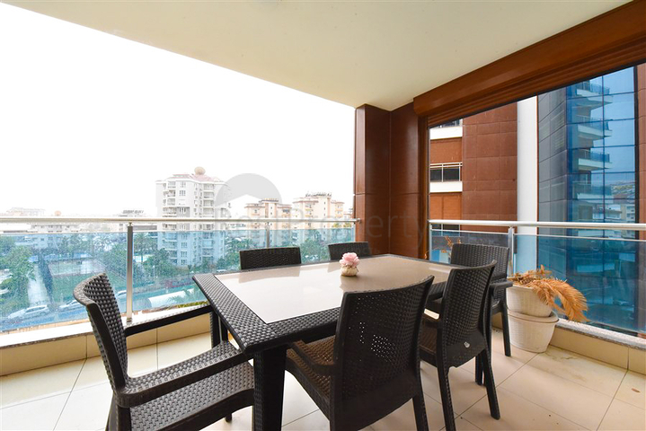 Просторная квартира 3+1 в Джикджилли