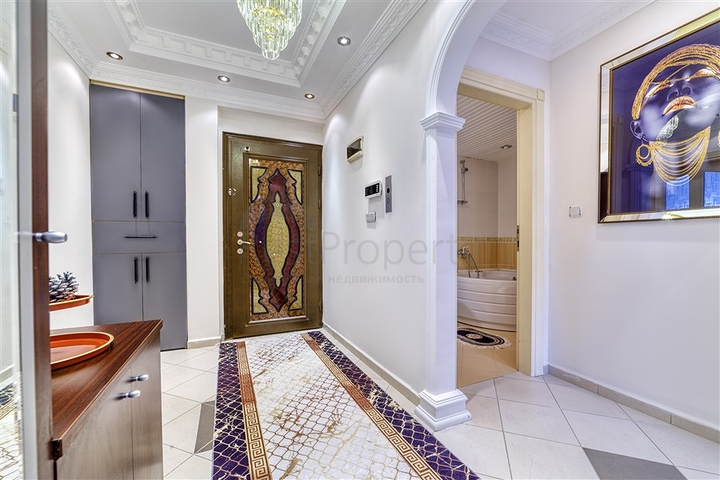 Просторная квартира 2+1 в районе Махмутлар        