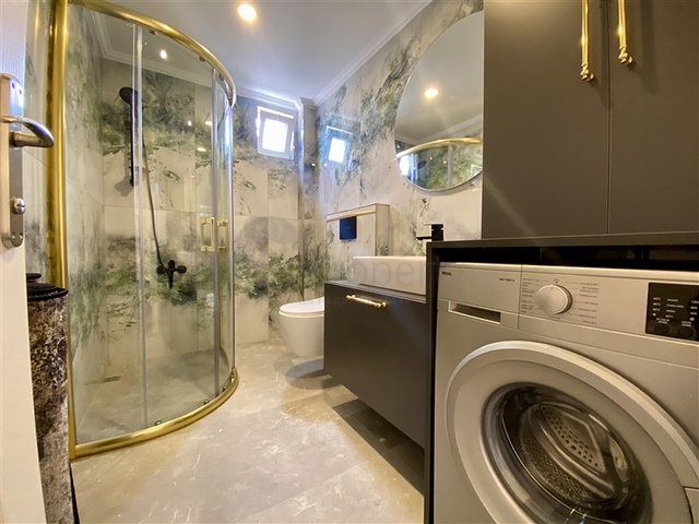 Апартаменты 2+1 в центре Алании с панорамным видом на море