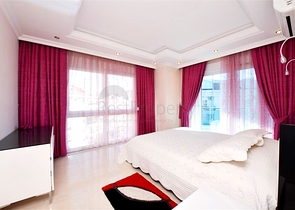 Пентхаус-дуплекс 4+1 в районе Кестель всего в 20 м от моря