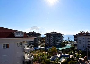 Пентхаус-дуплекс 4+1 в районе Кестель всего в 20 м от моря