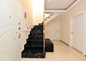 Пентхаус-дуплекс 4+1 в районе Кестель всего в 20 м от моря