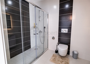 Трёхкомнатный пентхаус в районе Кестель